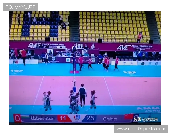 女排防守到底拼到摔出界，燃爆你的运动热情！