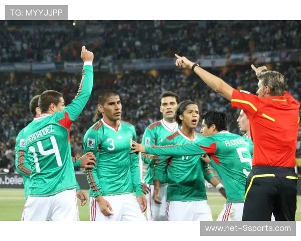 墨西哥老虎大学准备签下自由球员，引爆校园体育新风潮