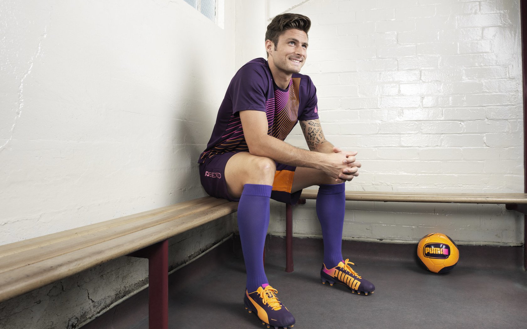 九游体育下载-奥预赛国家队逆袭 球员表现获教练点赞，奥预赛赛程